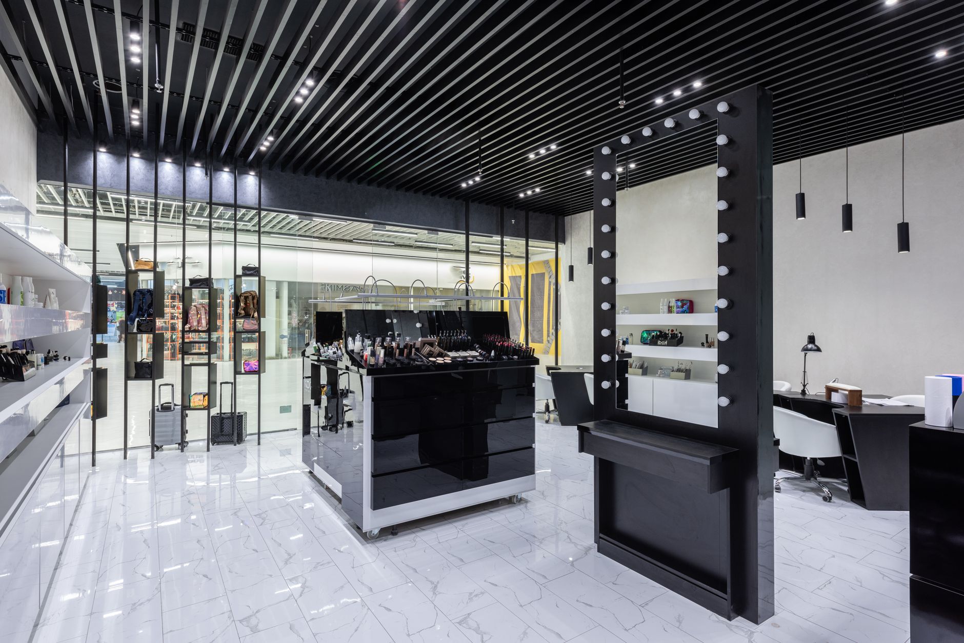 Hudson Wins 20-Year Seattle Airport Duty-Free Deal, 2,800 sqm