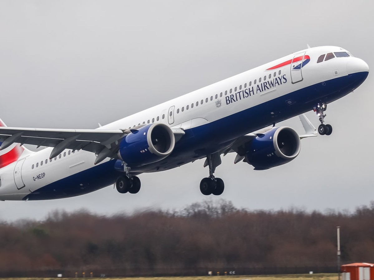 BA295 Turns Back to Heathrow After 28,000ft Drop
